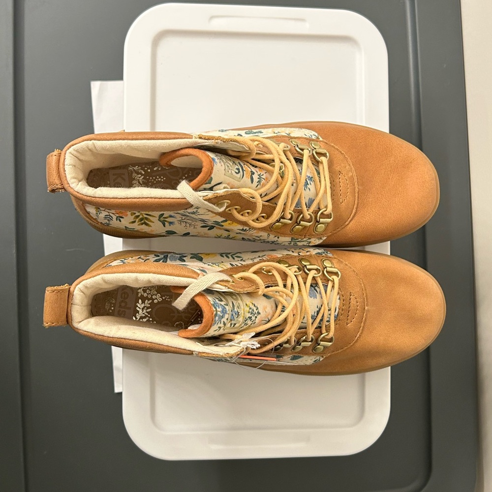 NWT Keds x Rifle Paper Co. Scout Boots in Wildflower Natural - Picture 5 of 9